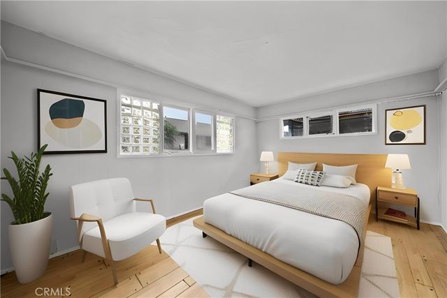 7027 Macapa, Los Angeles, CA 90068