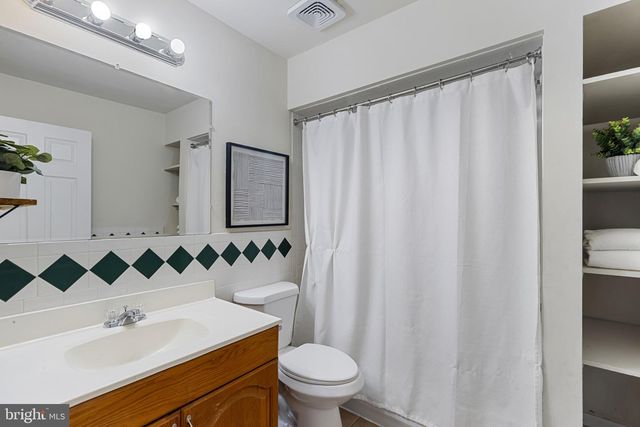 1628 S CHARLES ST, Baltimore, MD 21230