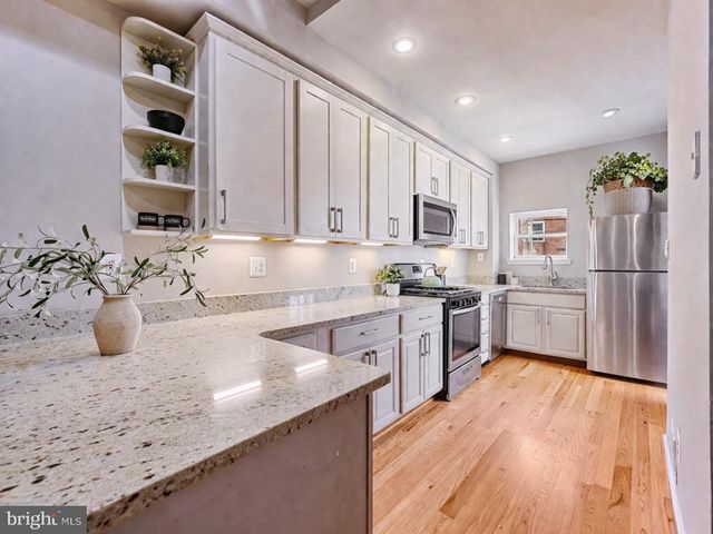 1628 S CHARLES ST, Baltimore, MD 21230