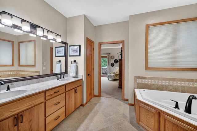 148 Fawn Court, Oregon, WI 53575