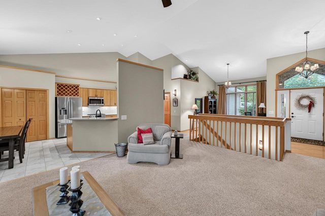 148 Fawn Court, Oregon, WI 53575