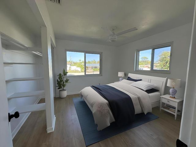 2017 Collier Avenue, Lake Worth, FL 33461