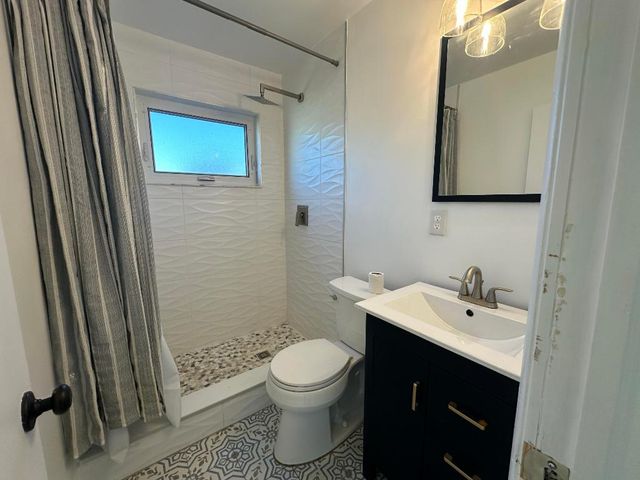 2017 Collier Avenue, Lake Worth, FL 33461