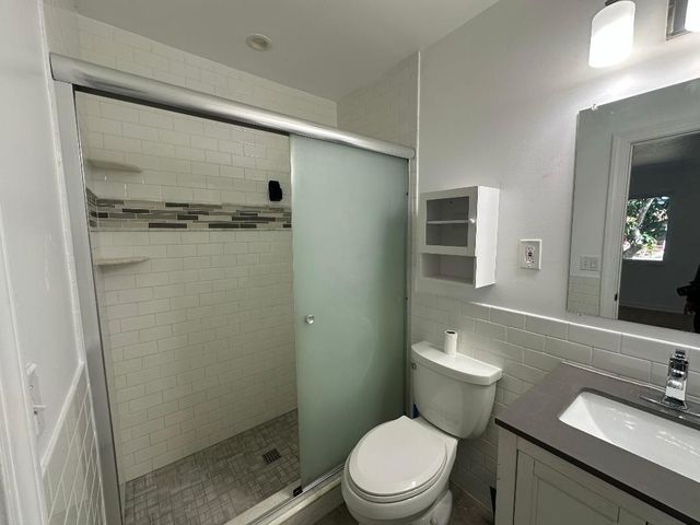 2017 Collier Avenue, Lake Worth, FL 33461