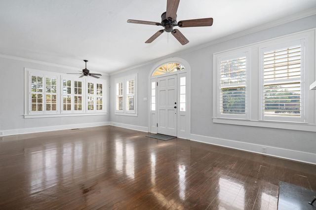 1606 Rosenberg Street, Galveston, TX 77550