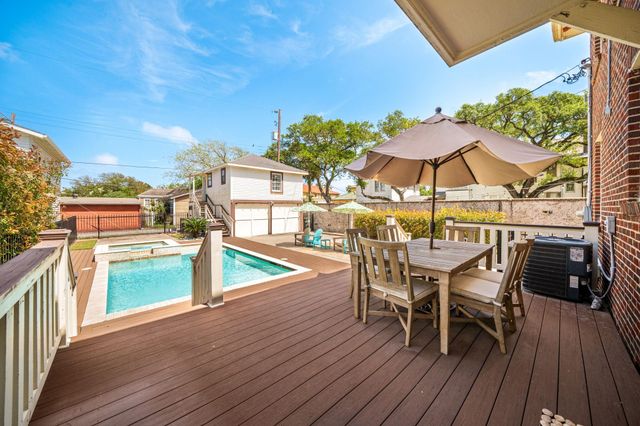 1606 Rosenberg Street, Galveston, TX 77550
