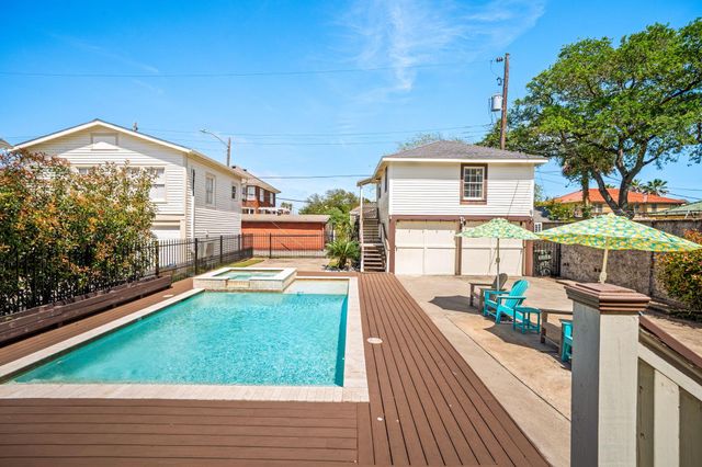 1606 Rosenberg Street, Galveston, TX 77550