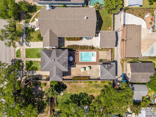 1606 Rosenberg Street, Galveston, TX 77550