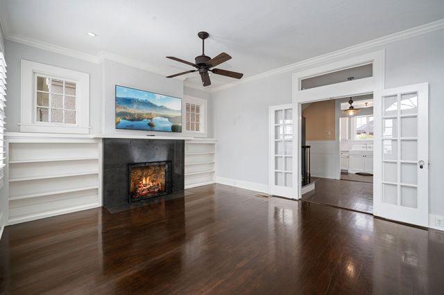 1606 Rosenberg Street, Galveston, TX 77550