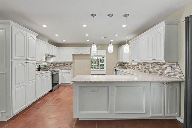 14900 S Hiwassee Road, Oklahoma City, OK 73165