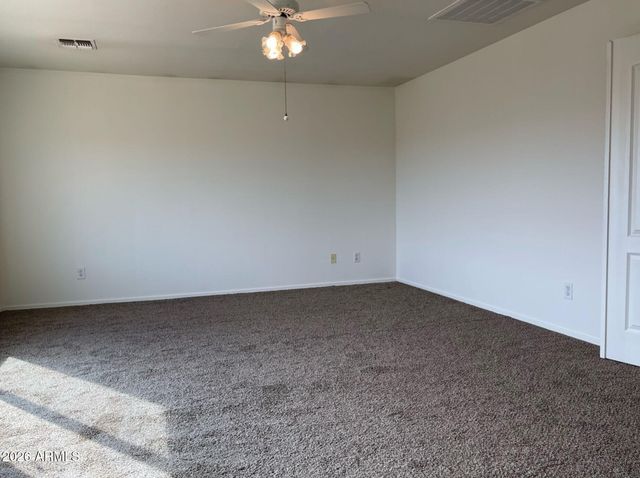 925 E Canyon Rock Road, San Tan Valley, AZ 85143
