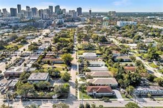 831 NW 1st Ave, Fort Lauderdale, FL 33311