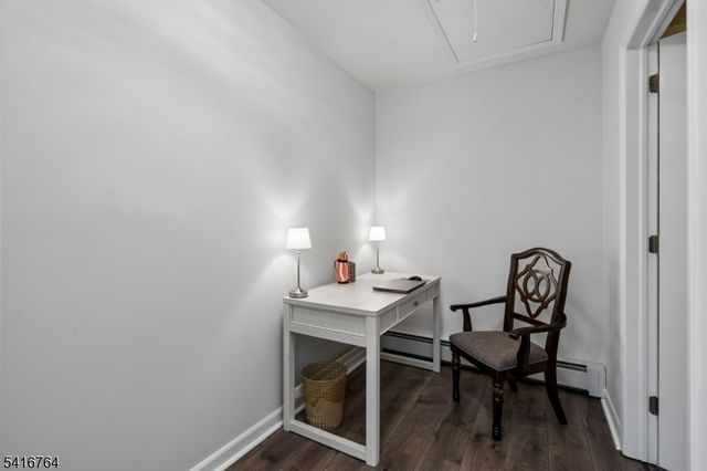 18 Fox Hollow Trl, Bernardsville Boro, NJ 07924