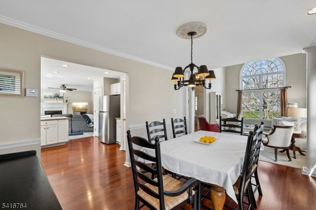 18 Fox Hollow Trl, Bernardsville Boro, NJ 07924