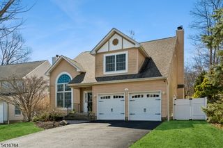18 Fox Hollow Trl, Bernardsville Boro, NJ 07924