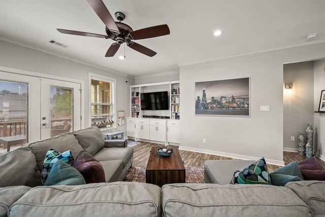 109 Sienna Lake Lane, Little Rock, AR 72210