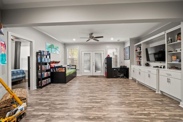 109 Sienna Lake Lane, Little Rock, AR 72210