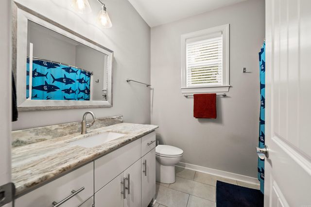 109 Sienna Lake Lane, Little Rock, AR 72210