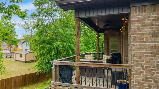 109 Sienna Lake Lane, Little Rock, AR 72210