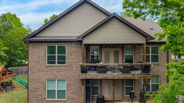 109 Sienna Lake Lane, Little Rock, AR 72210