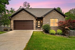 109 Sienna Lake Lane, Little Rock, AR 72210