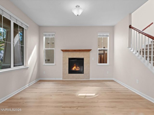 6707 S Gaja Loop, Sparks, NV 89436