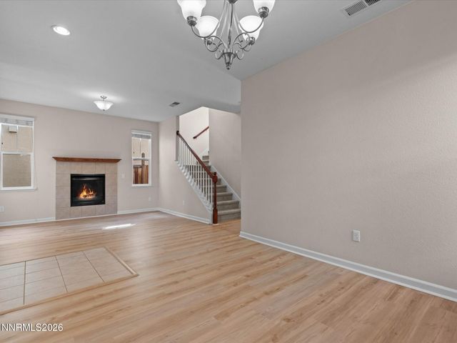 6707 S Gaja Loop, Sparks, NV 89436