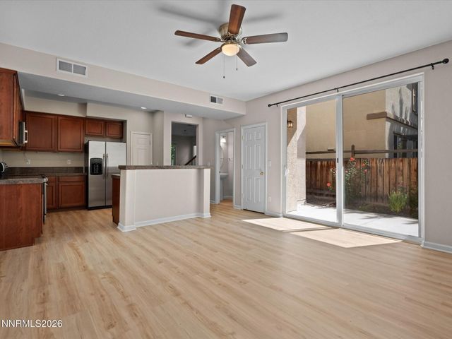6707 S Gaja Loop, Sparks, NV 89436