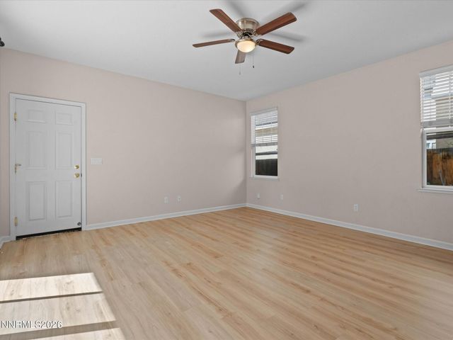 6707 S Gaja Loop, Sparks, NV 89436