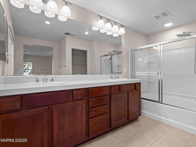 6707 S Gaja Loop, Sparks, NV 89436