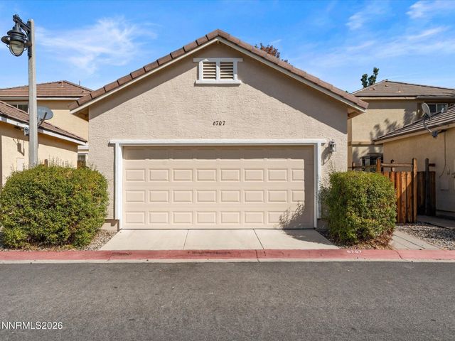 6707 S Gaja Loop, Sparks, NV 89436