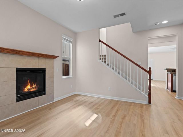 6707 S Gaja Loop, Sparks, NV 89436