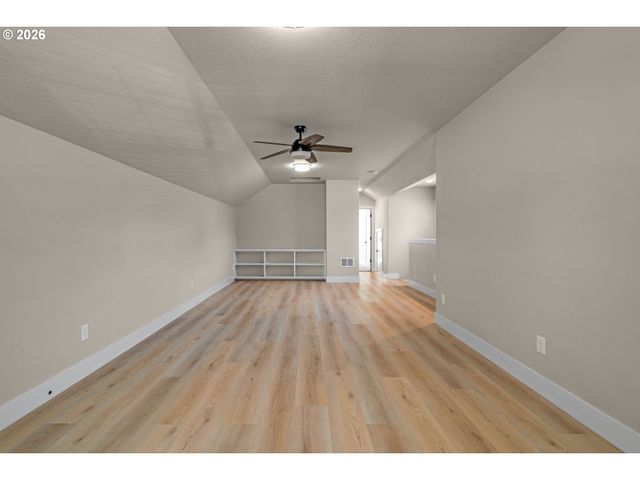 3498 Sw MAYFIELD Ter, Beaverton, OR 97003