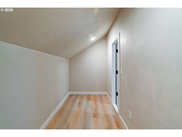 3498 Sw MAYFIELD Ter, Beaverton, OR 97003