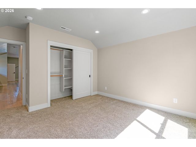 3498 Sw MAYFIELD Ter, Beaverton, OR 97003