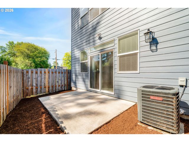 3498 Sw MAYFIELD Ter, Beaverton, OR 97003