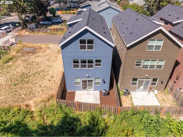 3498 Sw MAYFIELD Ter, Beaverton, OR 97003