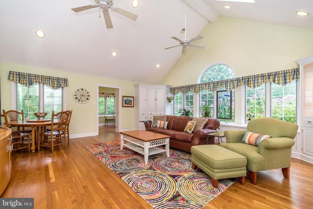 732 JOHNS LN, Ambler, PA 19002