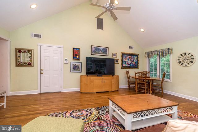 732 JOHNS LN, Ambler, PA 19002