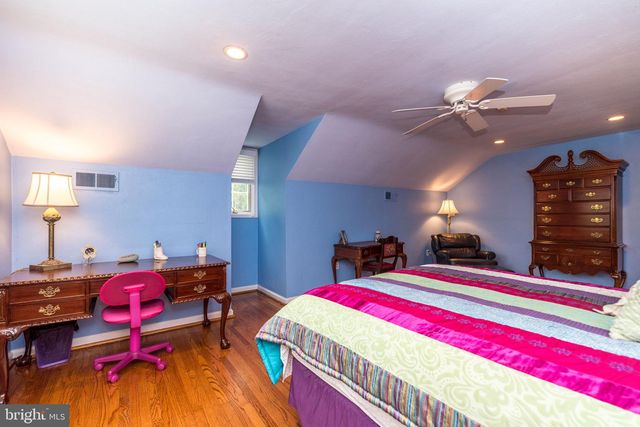 732 JOHNS LN, Ambler, PA 19002