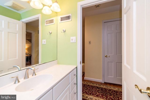 732 JOHNS LN, Ambler, PA 19002