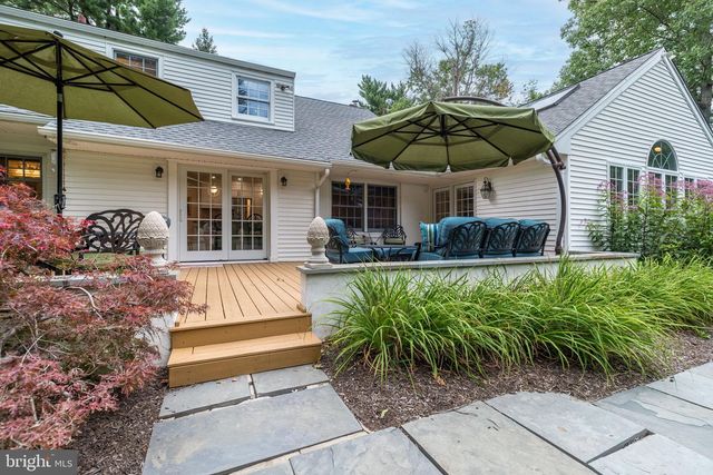 732 JOHNS LN, Ambler, PA 19002