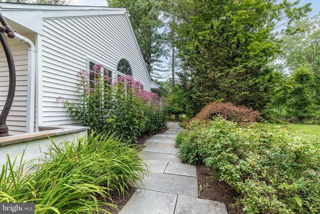 732 JOHNS LN, Ambler, PA 19002