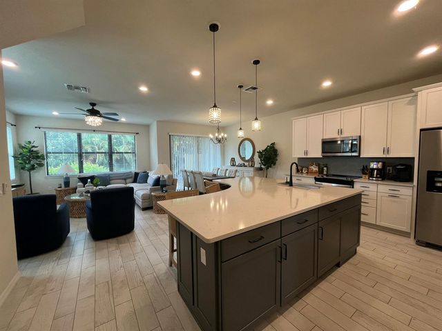 8193 CINCH Way, Lake Worth, FL 33467