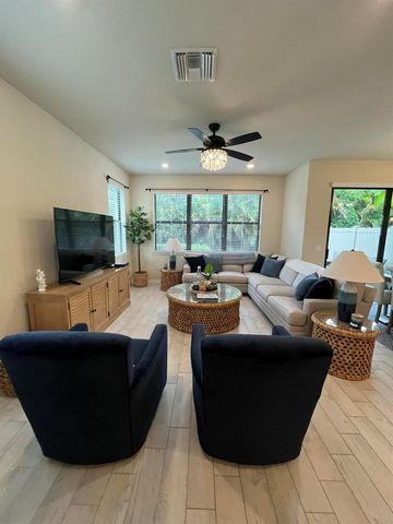 8193 CINCH Way, Lake Worth, FL 33467