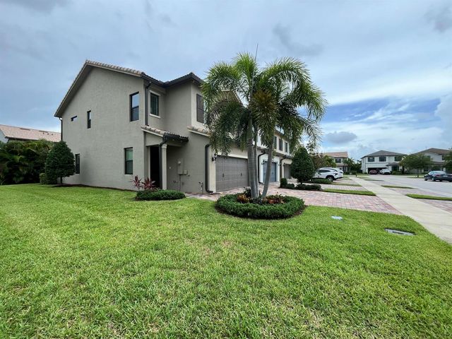 8193 CINCH Way, Lake Worth, FL 33467