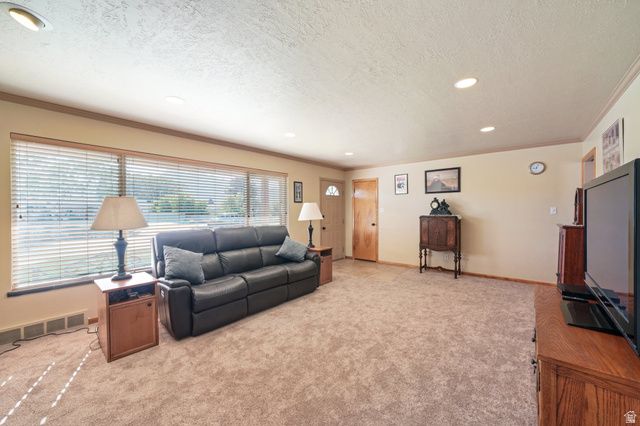 5572 S AVALON DR, Murray, UT 84107