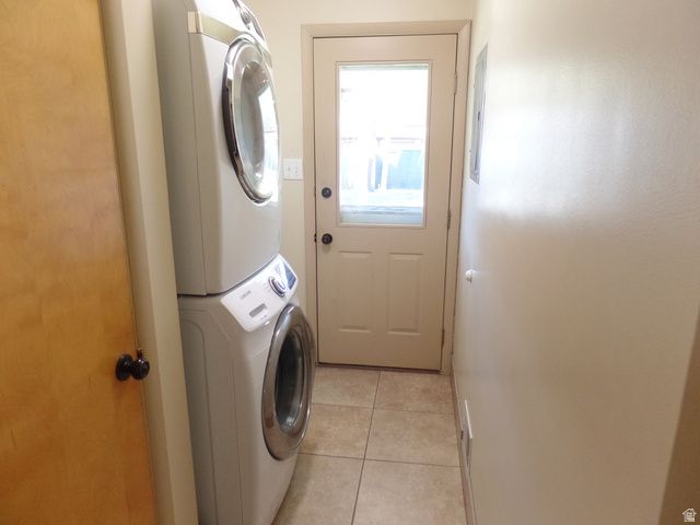 5572 S AVALON DR, Murray, UT 84107