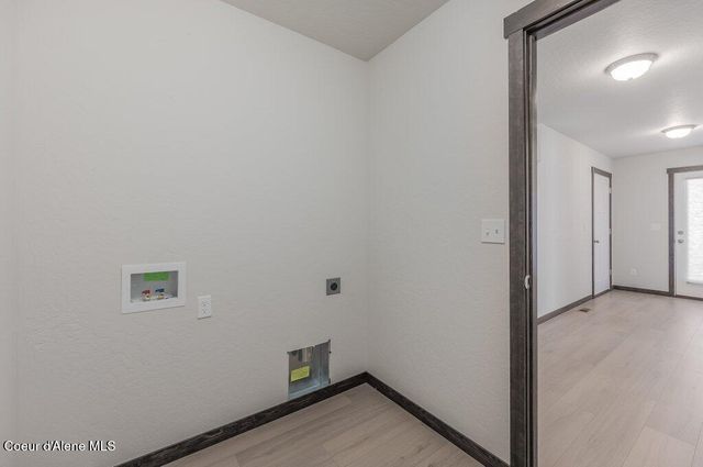 11615 N Railway Ave, Rathdrum, ID 83858