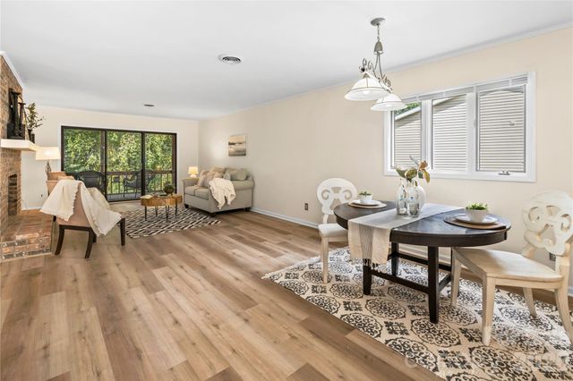 181 N Britton Creek Court, Hendersonville, NC 28789